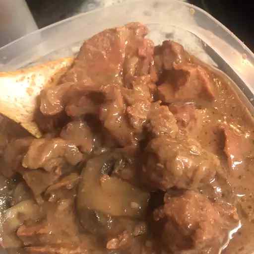 SLOW COOKER BEEF TIPS