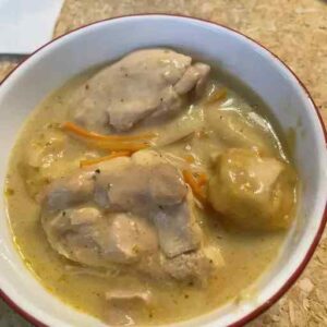 Slow Cooker Chicken and Dumplings