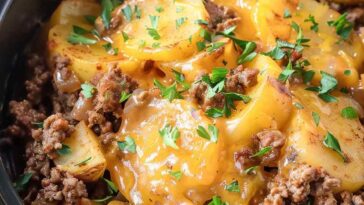 slow cooker beef and potato au gratin