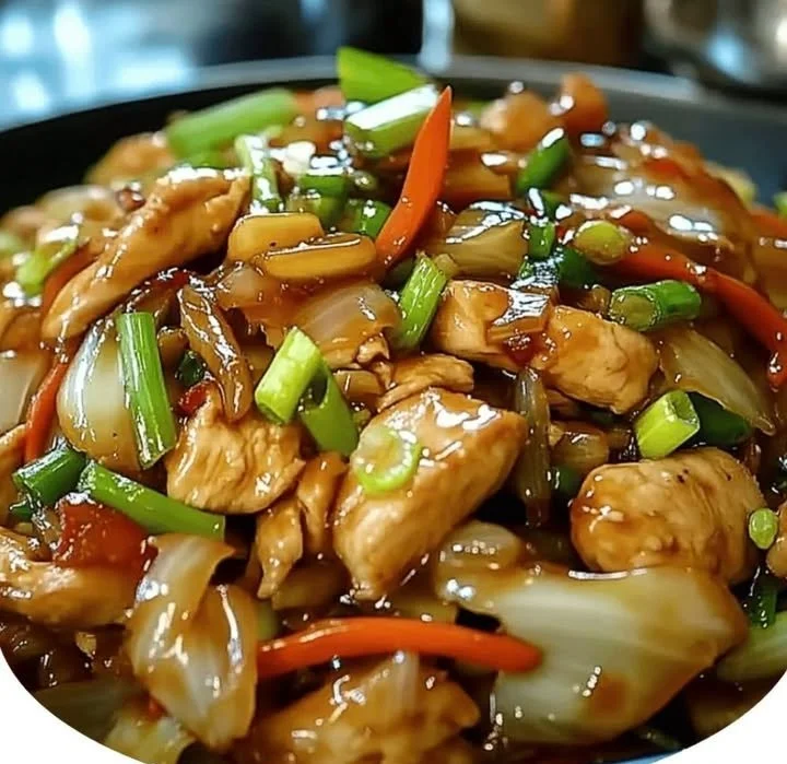 Delicious Chicken Cabbage Stir-Fry with colorful vegetables