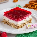 Raspberry Pretzel Salad Raspberry Pretzel Salad